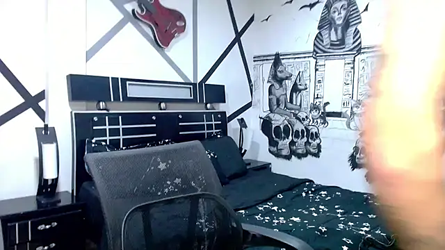 Snapshot of daimon_rockkk chatting on January 21, 5:16 am daimon rockkk online show from January 21, 5:16 am