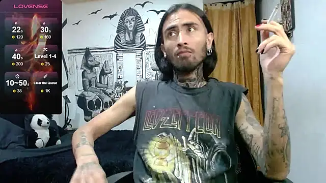 Snapshot of daimon_rockkk chatting on February 14, 4:15 am daimon rockkk online show from February 14, 4:15 am