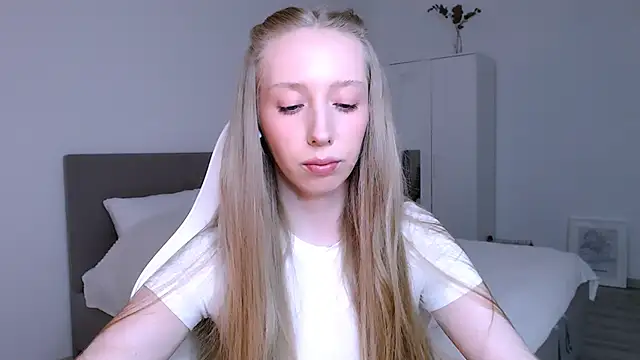 Luna insniity online show from January 12, 8:03 pm