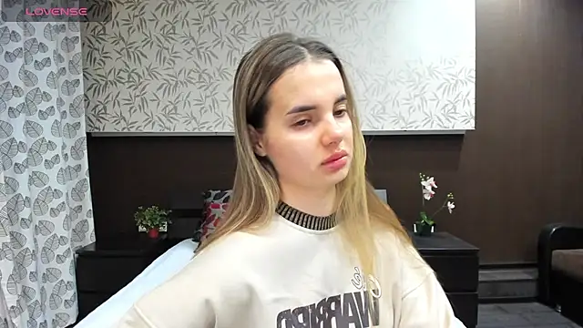 Snapshot of Donna_Evans chatting on December 12, 11:58 pm Donna Evans online show from December 12, 11:58 pm