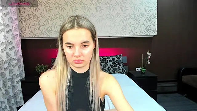 Snapshot of Donna_Evans chatting on January 23, 12:04 am Donna Evans online show from January 23, 12:04 am