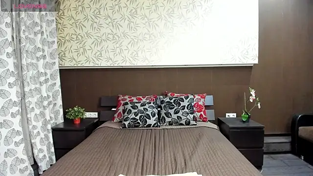 Snapshot of Donna_Evans chatting on March 21, 11:56 pm Donna Evans online show from March 21, 11:56 pm