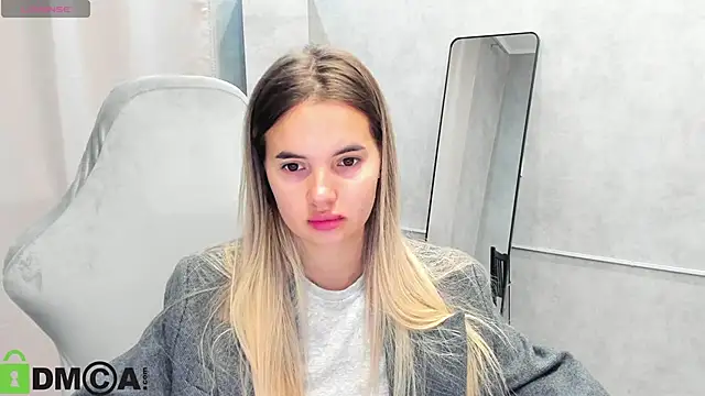 Snapshot of Donna_Evans chatting on September 12, 12:00 am Donna Evans online show from September 12, 12:00 am