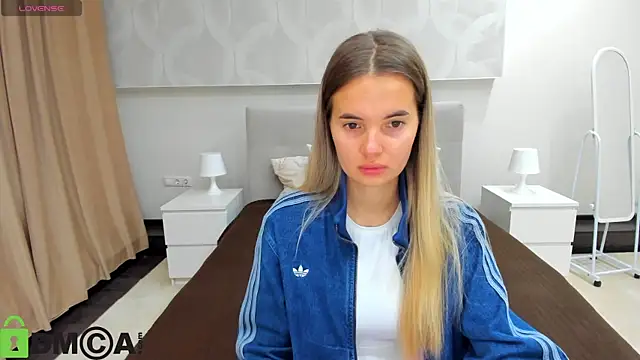 Snapshot of Donna_Evans chatting on September 18, 10:56 pm Donna Evans online show from September 18, 10:56 pm