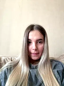 Snapshot of Donna_Evans chatting on October 17, 4:04 am Donna Evans online show from October 17, 4:04 am