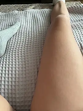 Snapshot of Donna_Evans chatting on October 21, 2:56 am Donna Evans online show from October 21, 2:56 am