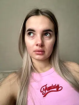 Snapshot of Donna_Evans chatting on November 8, 3:18 am Donna Evans online show from November 8, 3:18 am