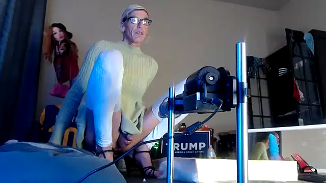 Taylorsexbot online show from December 24, 4:08 pm