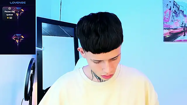 Snapshot of _justinmoon2 chatting on December 3, 2:47 am justinmoon2 online show from December 3, 2:47 am