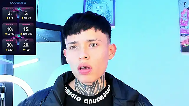 Snapshot of _justinmoon2 chatting on December 19, 2:34 am justinmoon2 online show from December 19, 2:34 am