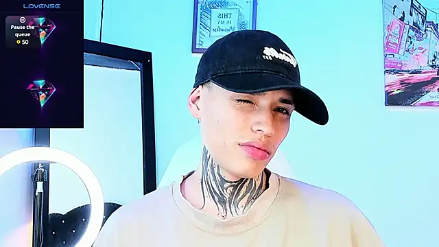 Snapshot of _justinmoon2 chatting on December 23, 2:45 am justinmoon2 online show from December 23, 2:45 am