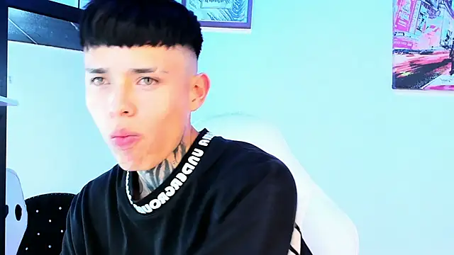 Snapshot of _justinmoon2 chatting on January 17, 4:06 am justinmoon2 online show from January 17, 4:06 am