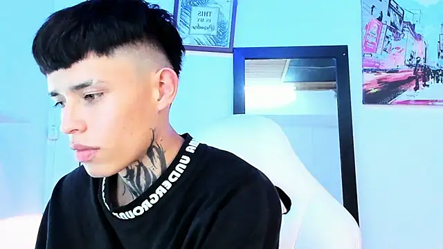 Snapshot of _justinmoon2 chatting on January 18, 10:49 pm justinmoon2 online show from January 18, 10:49 pm