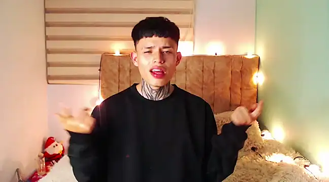 Snapshot of _justinmoon2 chatting on February 10, 5:14 am justinmoon2 online show from February 10, 5:14 am