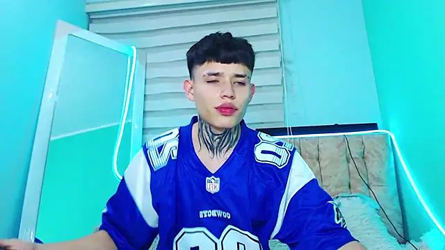 Snapshot of _justinmoon2 chatting on February 27, 3:04 am justinmoon2 online show from February 27, 3:04 am