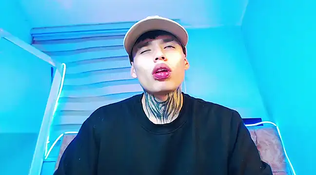 Snapshot of _justinmoon2 chatting on March 22, 6:43 am justinmoon2 online show from March 22, 6:43 am