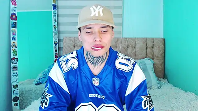 Snapshot of _justinmoon2 chatting on December 5, 8:27 pm justinmoon2 online show from December 5, 8:27 pm