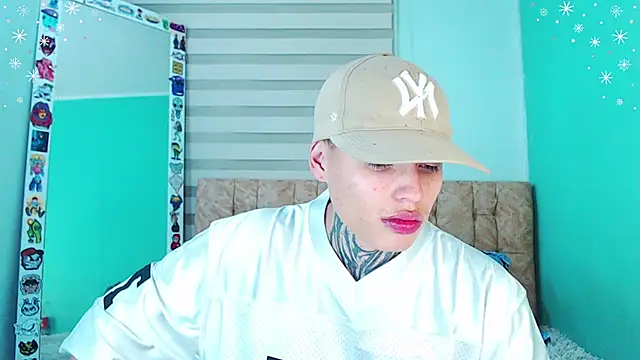 Snapshot of _justinmoon2 chatting on January 7, 3:53 am justinmoon2 online show from January 7, 3:53 am