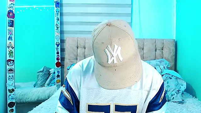 Snapshot of _justinmoon2 chatting on February 9, 12:25 am justinmoon2 online show from February 9, 12:25 am