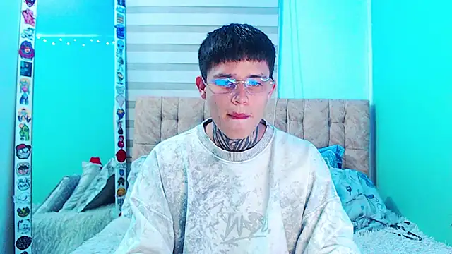 Snapshot of _justinmoon2 chatting on February 21, 4:02 am justinmoon2 online show from February 21, 4:02 am