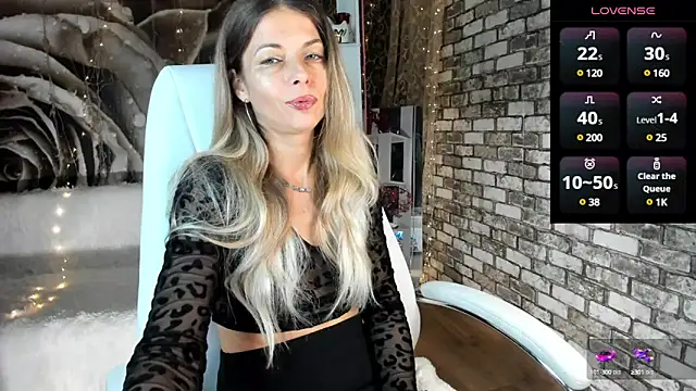 Snapshot of Eva_Melow chatting on January 5, 5:41 pm Eva Melow online show from January 5, 5:41 pm