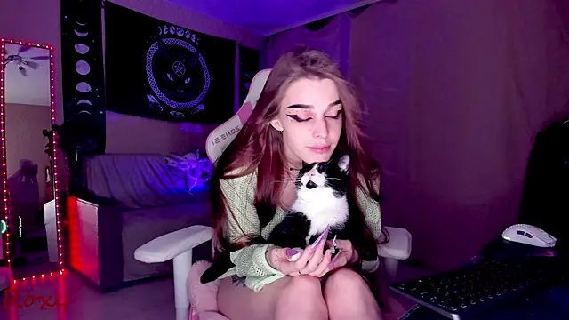 Snapshot of wet_dream_ chatting on December 23, 6:48 pm wet dream online show from December 23, 6:48 pm