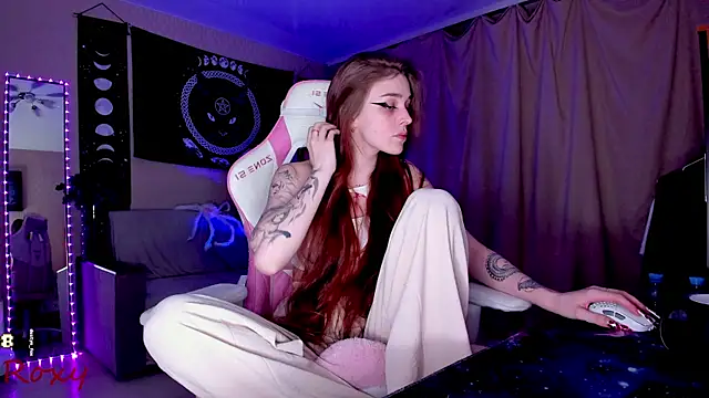 Snapshot of wet_dream_ chatting on January 19, 7:15 pm wet dream online show from January 19, 7:15 pm