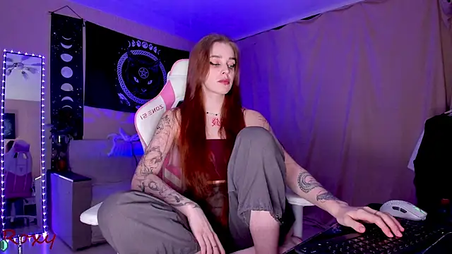 Snapshot of wet_dream_ chatting on February 15, 2:22 pm wet dream online show from February 15, 2:22 pm