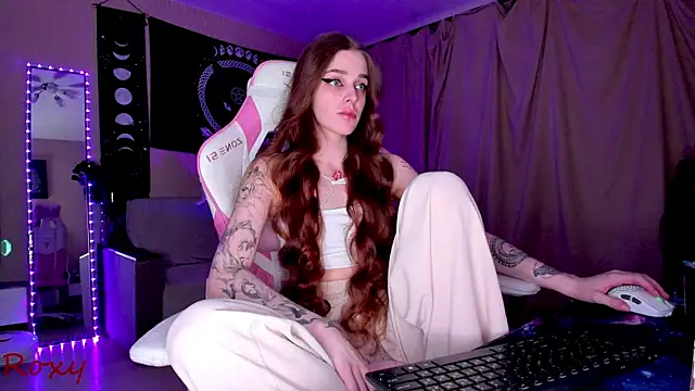 Snapshot of wet_dream_ chatting on March 11, 3:37 am wet dream online show from March 11, 3:37 am