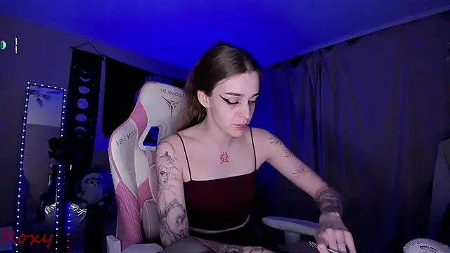 Snapshot of wet_dream_ chatting on September 16, 2:45 am wet dream online show from September 16, 2:45 am