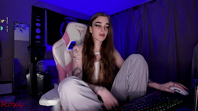 Snapshot of wet_dream_ chatting on October 20, 4:40 pm wet dream online show from October 20, 4:40 pm