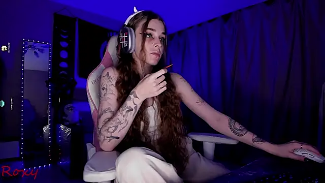 Snapshot of wet_dream_ chatting on October 21, 10:21 pm wet dream online show from October 21, 10:21 pm