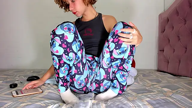 Snapshot of any_21hot chatting on December 22, 3:11 pm any 21hot online show from December 22, 3:11 pm