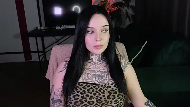 Snapshot of ATOMIC-KETCHUP chatting on December 3, 4:09 am ATOMIC-KETCHUP online show from December 3, 4:09 am