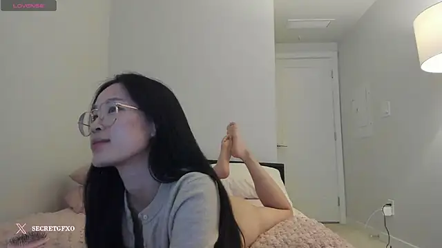 secretgirlfriendxo online show from December 9, 7:39 am