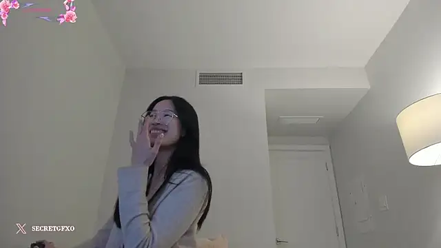 secretgirlfriendxo online show from December 14, 2:45 am
