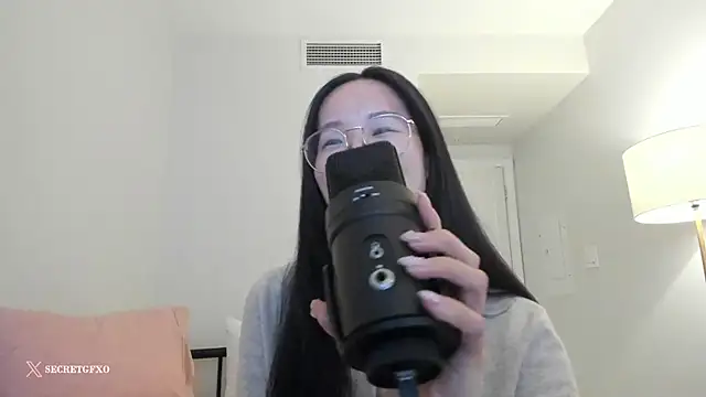 secretgirlfriendxo online show from March 17, 12:35 pm