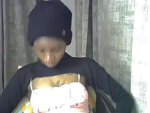 Snapshot of Enkarxx chatting on October 8, 6:38 pm Enkarxx online show from October 8, 6:38 pm