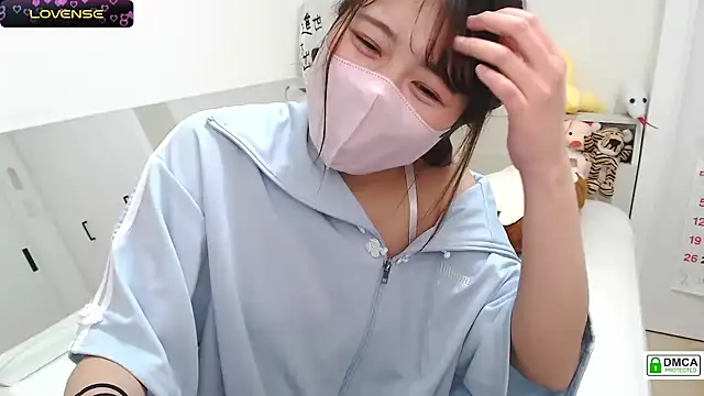 SUZU  online show from January 18, 4:15 am