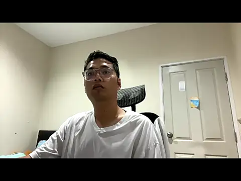 Snapshot of tcafe9418 chatting on November 19, 2:28 pm tcafe9418 online show from November 19, 2:28 pm