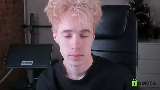  tokyo ghoul online show from April 4, 10:13 am