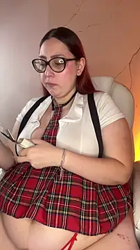 NiickyJones online show from April 13, 1:11 am