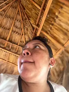 Dellyyymusic online show from April 20, 9:27 pm