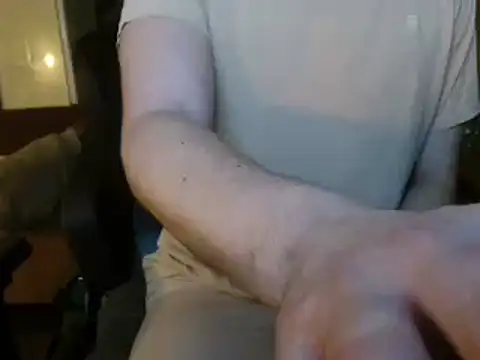 Str8boyy online show from December 15, 6:15 pm