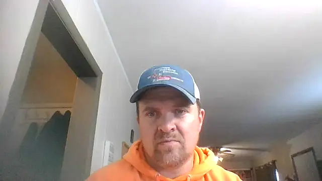 Snapshot of lisamatty4601 chatting on December 30, 7:32 pm lisamatty4601 online show from December 30, 7:32 pm