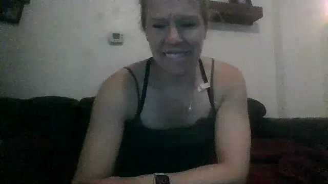 Snapshot of lisamatty4601 chatting on October 5, 12:09 am lisamatty4601 online show from October 5, 12:09 am