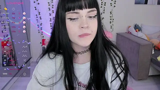 SelenaCute online show from March 13, 8:15 am