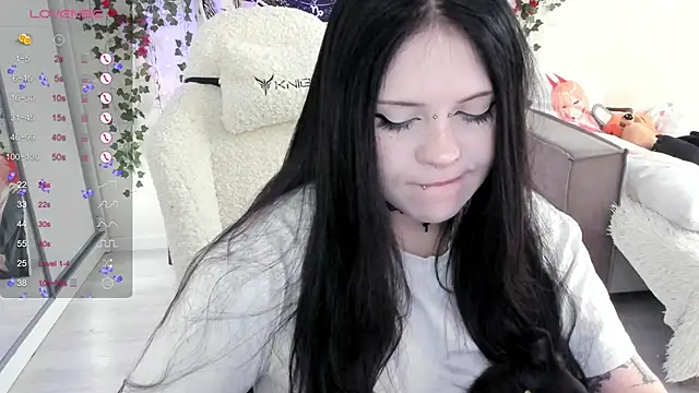 SelenaCute online show from September 26, 6:39 am