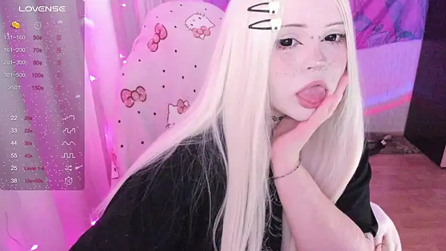 SelenaCute online show from July 6, 4:31 am