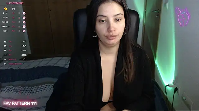 AnnaQueen online show from January 14, 6:56 am